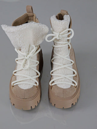 OFF#DLY Boot Cortina khaki mit weißen Schnürsenkeln und seitlichem Zipper, robustes Design, 5,5 cm Absatz, 3 cm Plateau, 15 cm Schafthöhe, aus 100% Polyester mit Gummisohle.